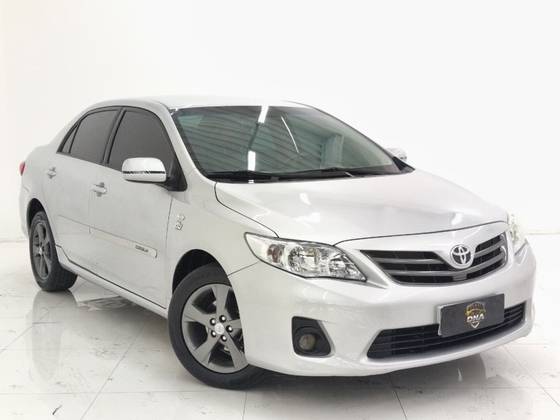TOYOTA COROLLA 1.8 GLI 16V FLEX 4P MANUAL TOYOTA COROLLA 1.8 GLI 16V FLEX 4P MANUAL